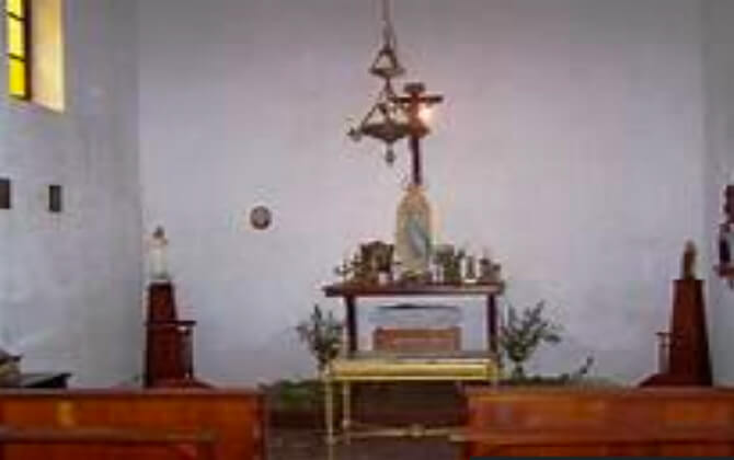 Capilla histórica de la estancia, vista exterior